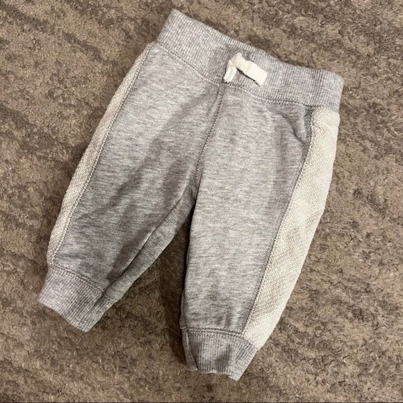 Carter’s 3m Gray Sweatpants and Hoodie - Picture 2 of 7